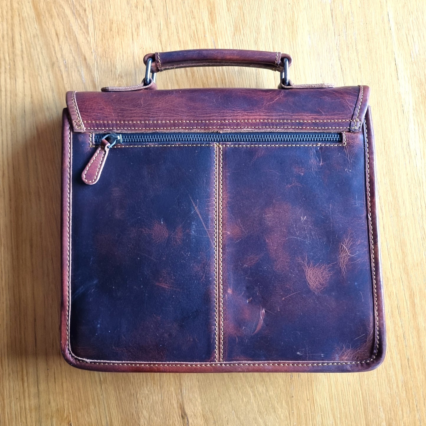 Little Somerby – Classic Vintage Leather Satchel (Grade 1)
