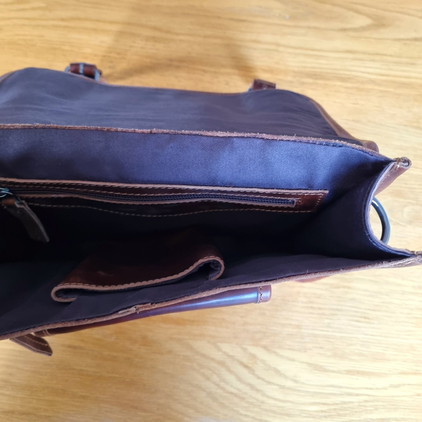 Little Somerby – Classic Vintage Leather Satchel (Grade 1)