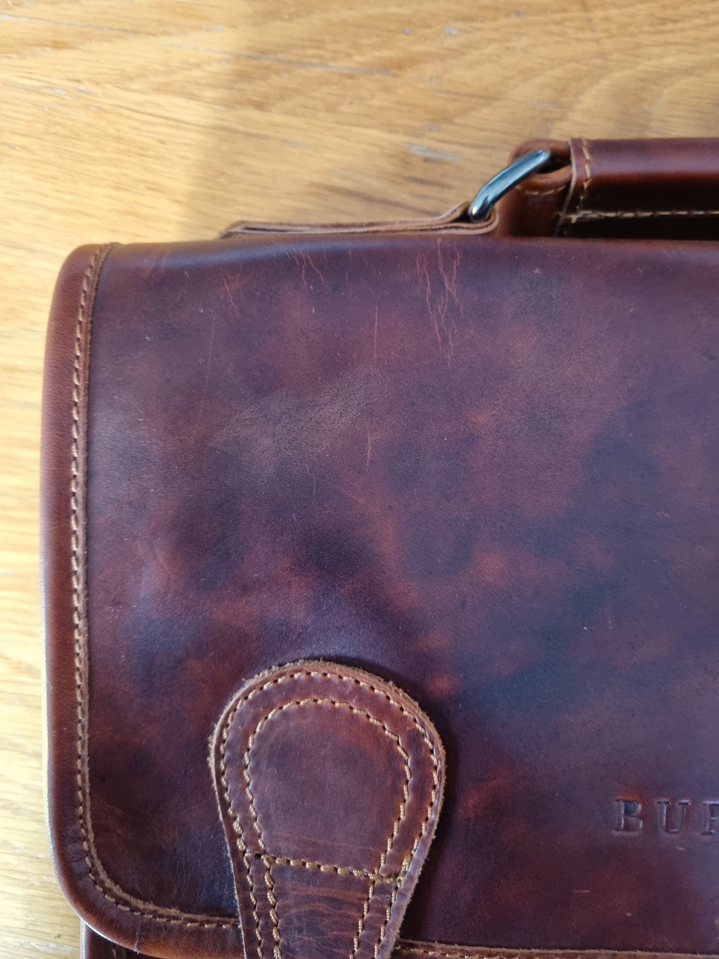 Little Somerby – Classic Vintage Leather Satchel (Grade 1)