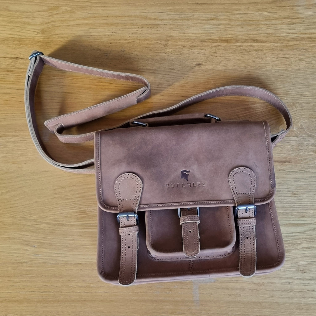 Little Somerby – Suede Satchel (Grade 1)