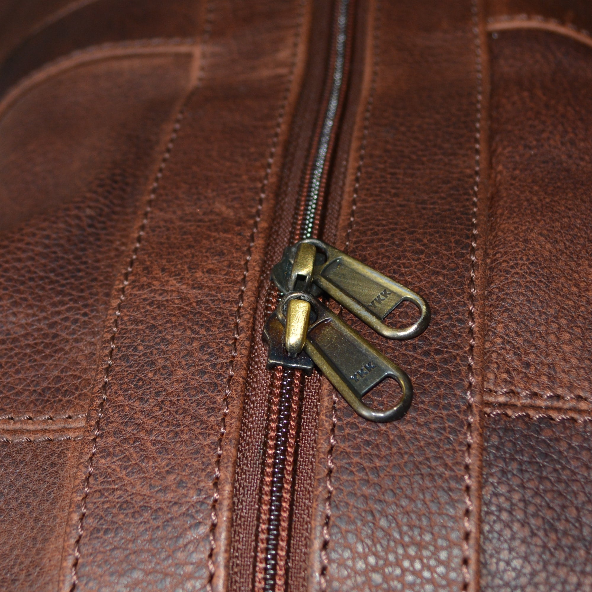 Boston - Full Leather Weekend Bag by Burghley Bags