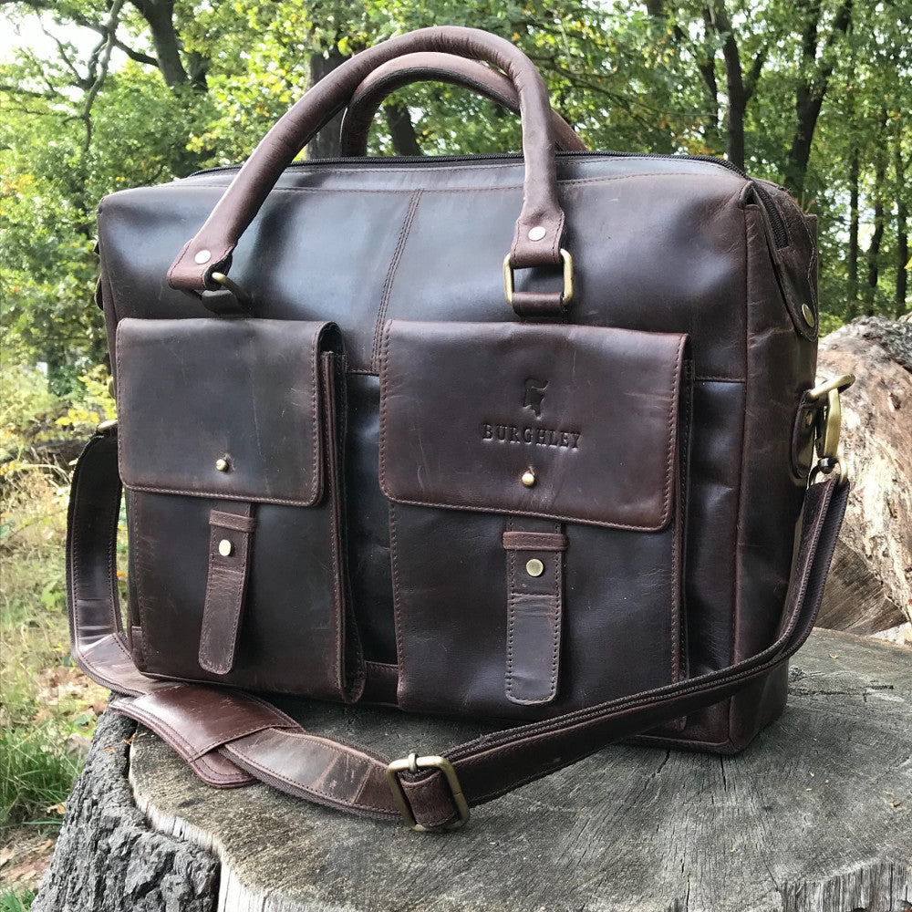 The Ashton. A handmade oily hunter leather briefcase by Burghley Bags. Comes with an adjustable and detachable shoulder strap.
